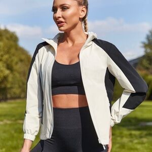 Pearl iZumi for Women Small Athletic Stretch Workout Zip Jacket